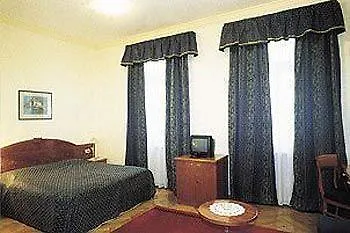 Hotel Galeb Opatija 3*,