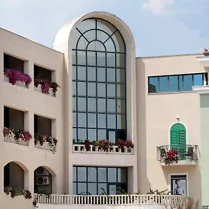 Bellevue 4*, Trogir Horvátország