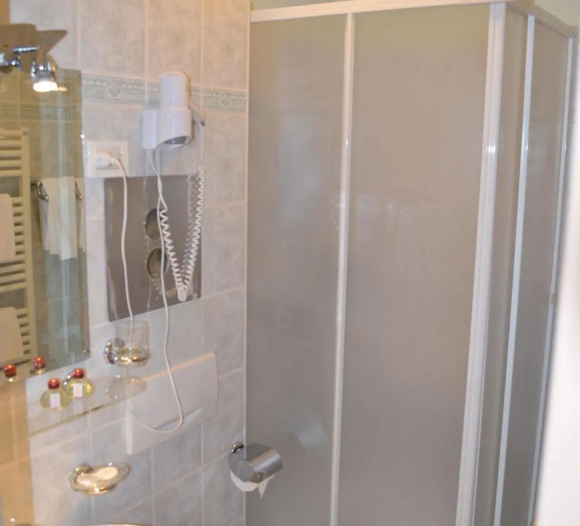 Hotel Galeb Opatija 3*,